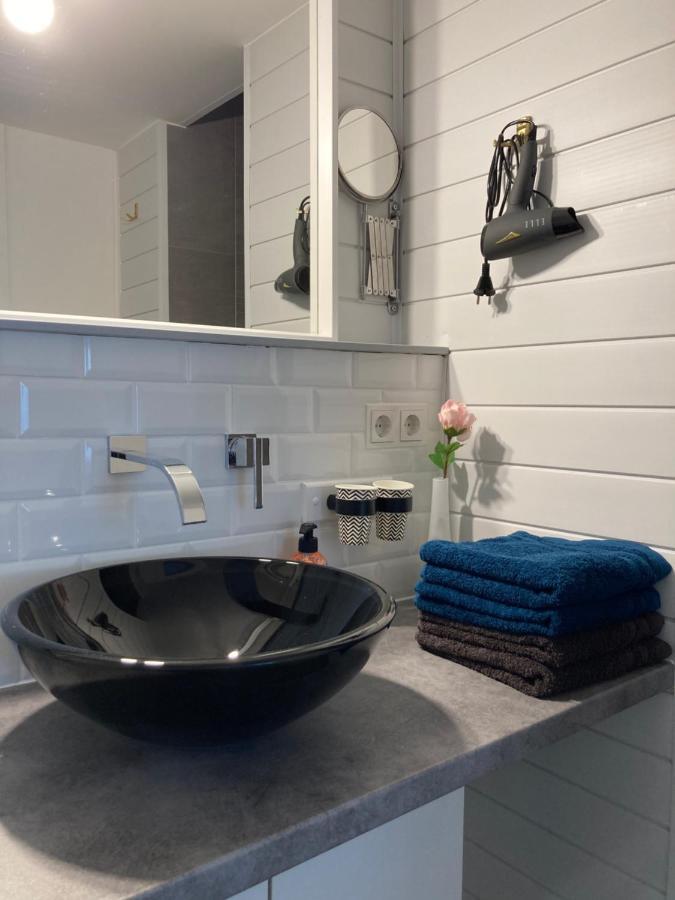 Living At Saarpartments - Adultsonly - Business & Holiday Homes With Kitchen For Long- And Short Term Stay, 3 Min To St Johanner Markt And Points Of Interest Σααρμπρύκεν Εξωτερικό φωτογραφία