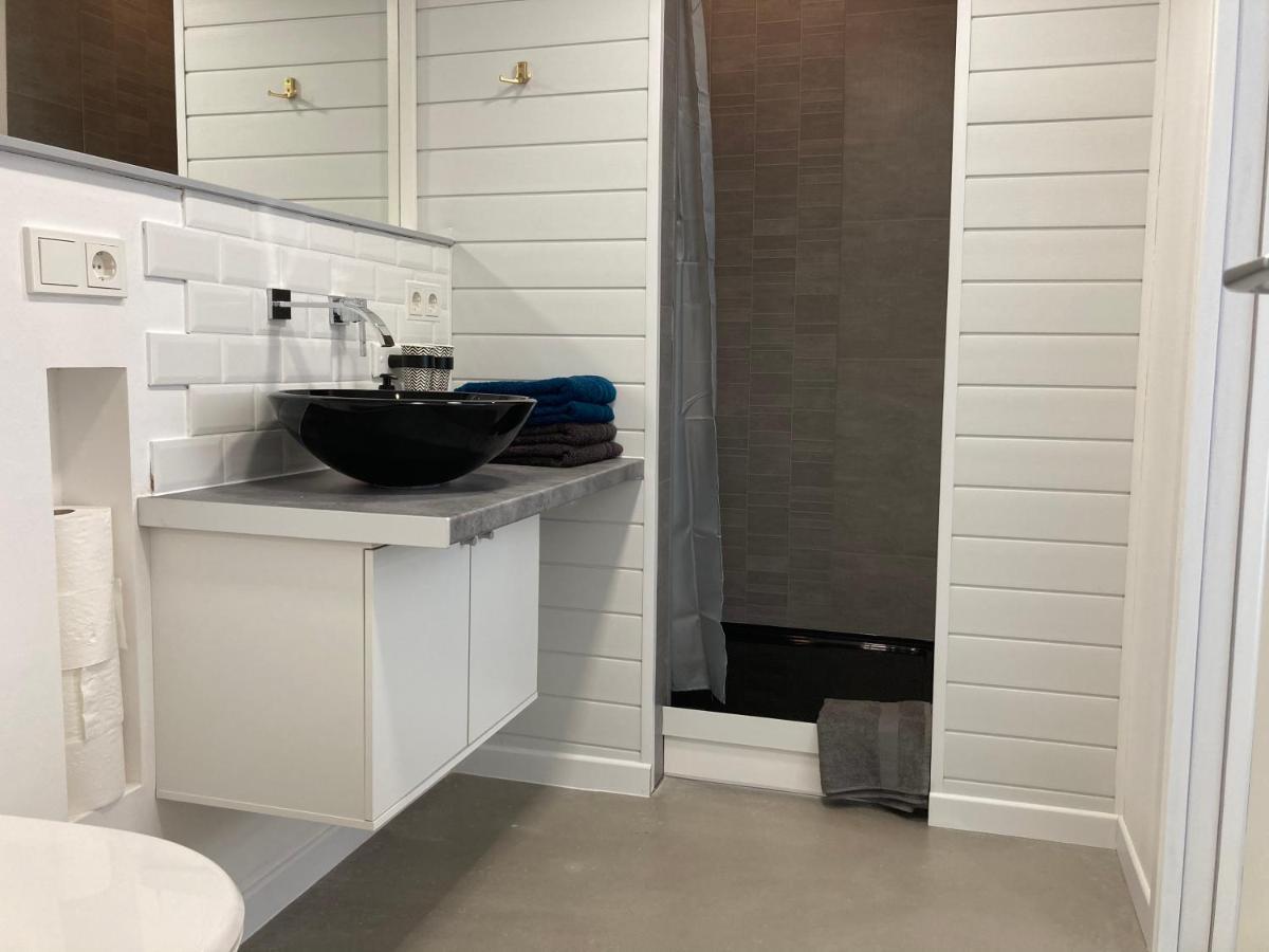 Living At Saarpartments - Adultsonly - Business & Holiday Homes With Kitchen For Long- And Short Term Stay, 3 Min To St Johanner Markt And Points Of Interest Σααρμπρύκεν Εξωτερικό φωτογραφία